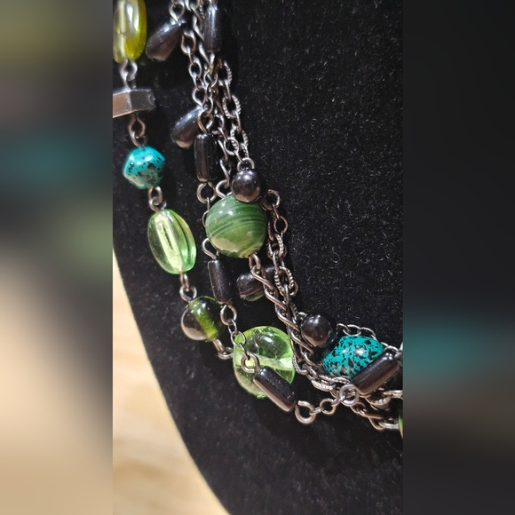 Lia Sophia Multi-Strand "Herb Garden" Green Glass Resin Beaded Necklace 17-20in - Picture 9 of 12